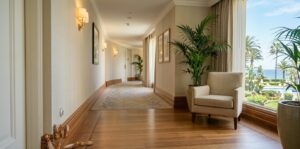 Kiểm soát mối trong resort và khách sạn: Làm sao để phát hiện sớm mà không cần đục tường?